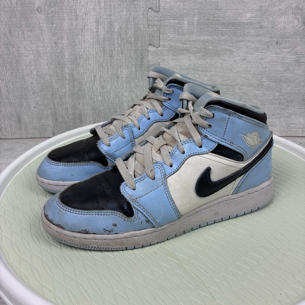Nike Air Jordan 1 Mid Ice‎ Blue Black White UNC Size 7Y 555112-401